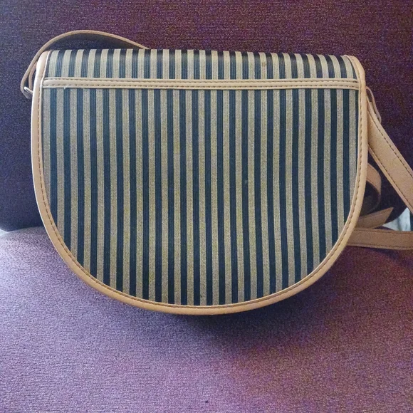 Vintage Fendi Striped Tan and Black Crossbody Bag - Picture 2 of 4